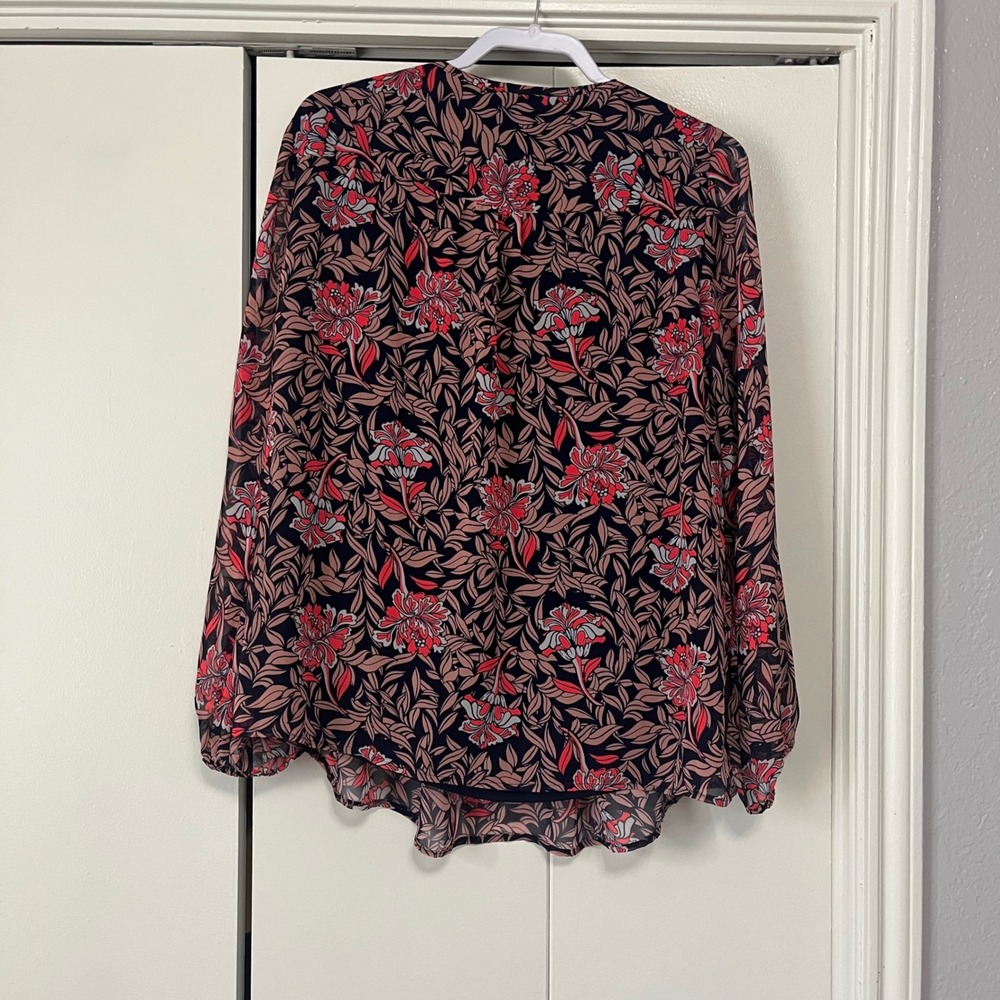 Lane Bryant Floral Leaf Print Chiffon Blouse Navy Red Pink Size 14 Long Sleeve - Picture 2 of 5